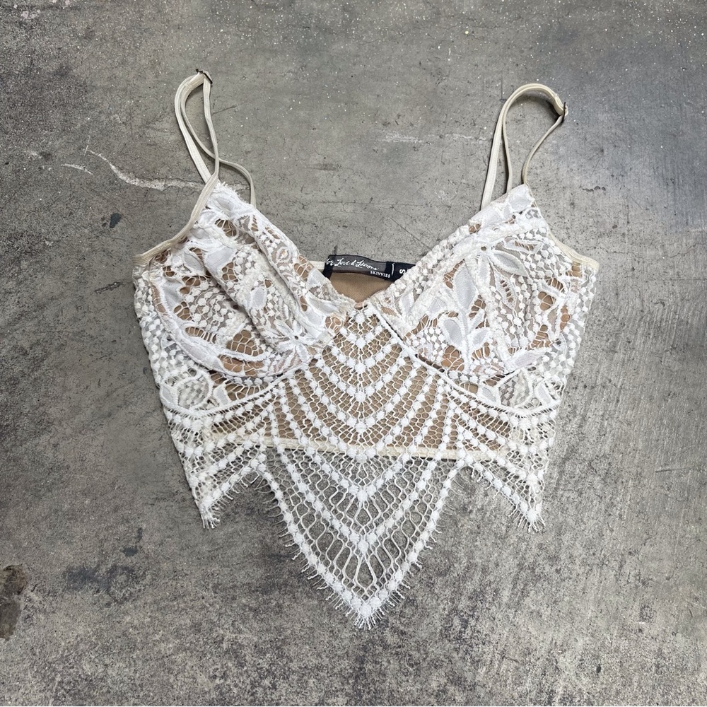 FOR LOVE AND LEMONS Snapdragon Lace Crochet Crop Top